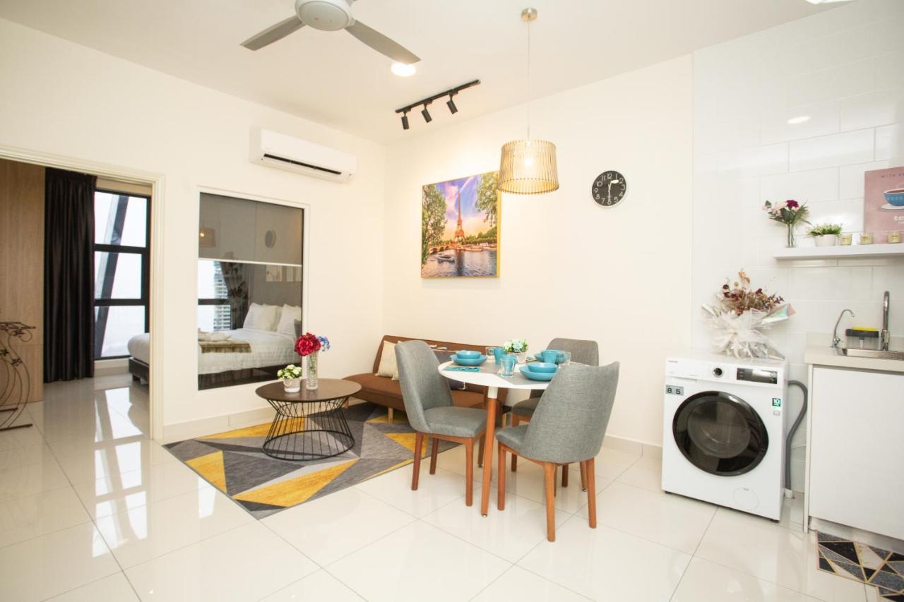 Arte Mont Kiara By Psm Luxury Suites กัวลาลัมเปอร์ ภายนอก รูปภาพ